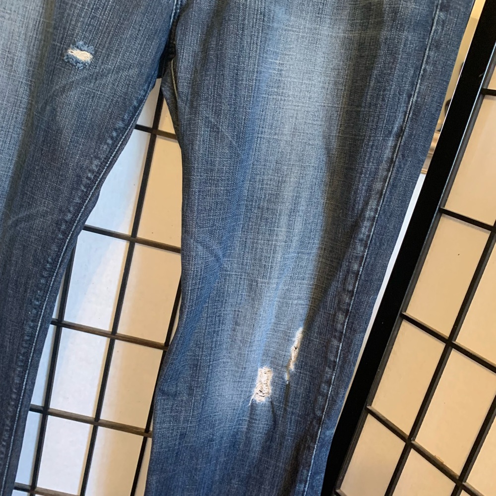 EUC Postage Men's Distressed Blue Denim Jeans size 38 Waist - Picture 3 of 11